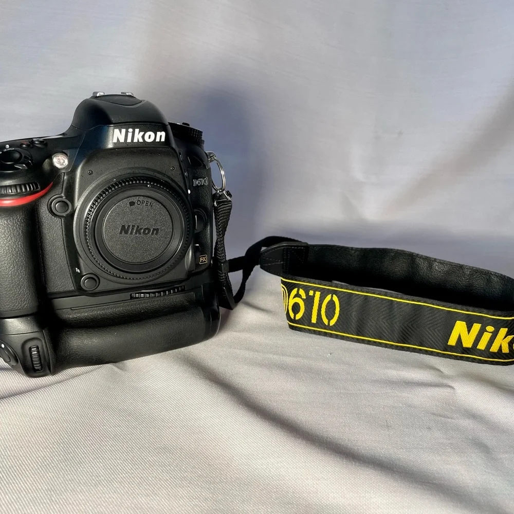 Nikon D610 DSLR Camera (Body Only)